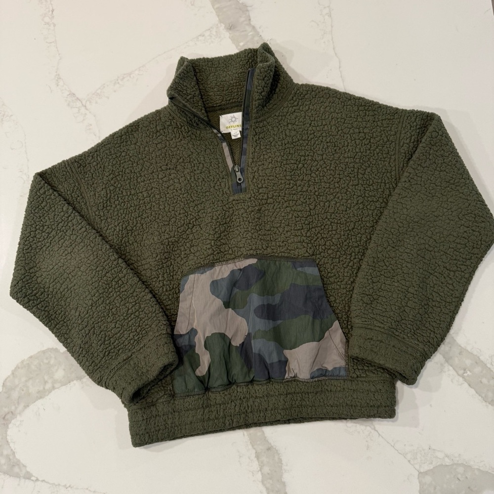 Offline by Aerie Teddy Sherpa 1/4 Zip Pullover Sweatshirt Womens Small CamoGreen